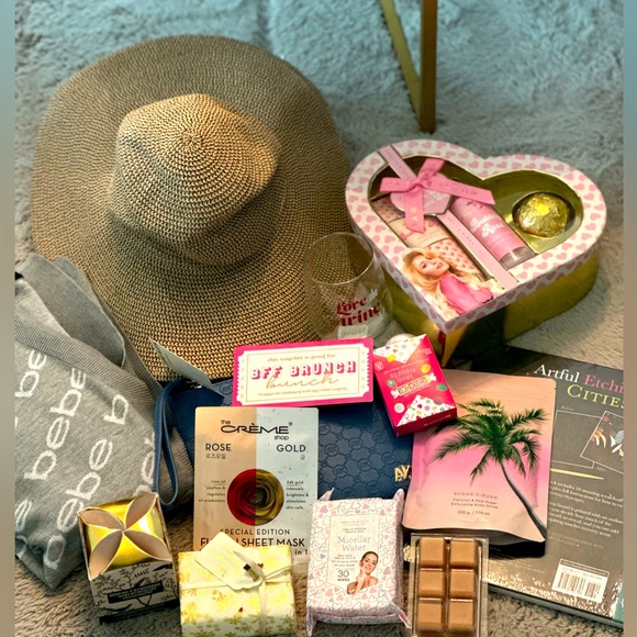 Spring & Easter Mystery Box - Picture 2 of 11